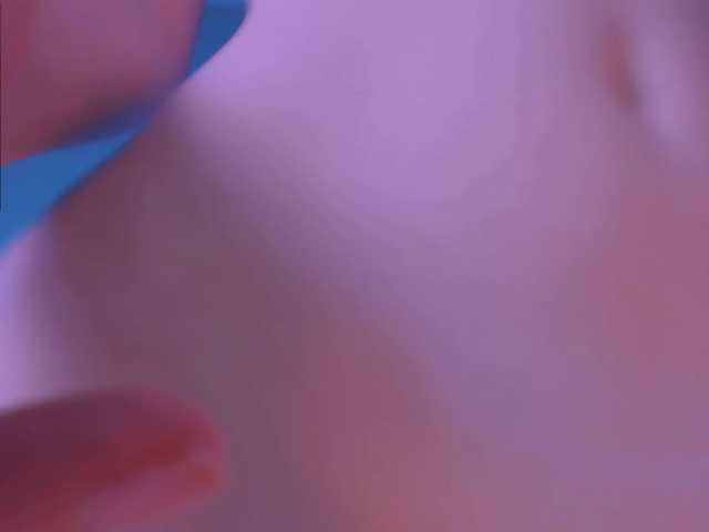ellaamber live cam on BongaCams