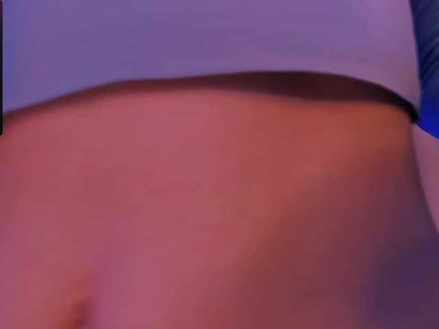 ellaamber's BongaCams show and profile