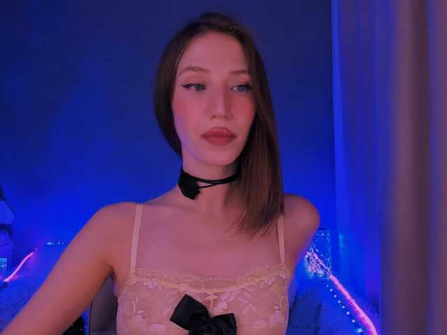 стрип от ellaamber