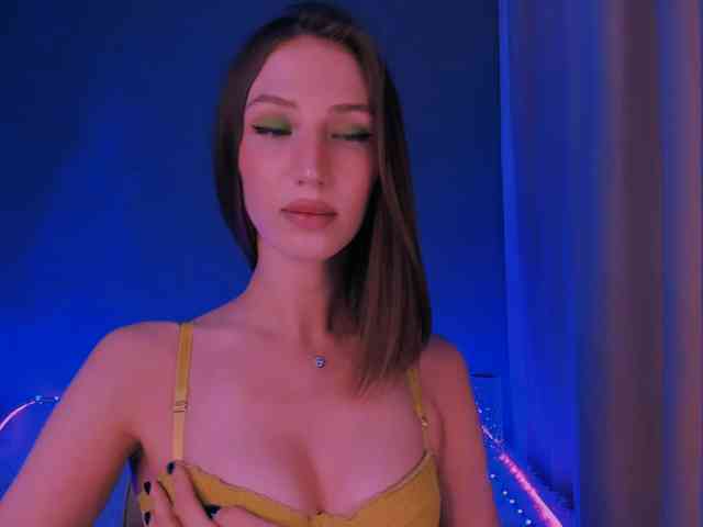 ellaamber webcam
