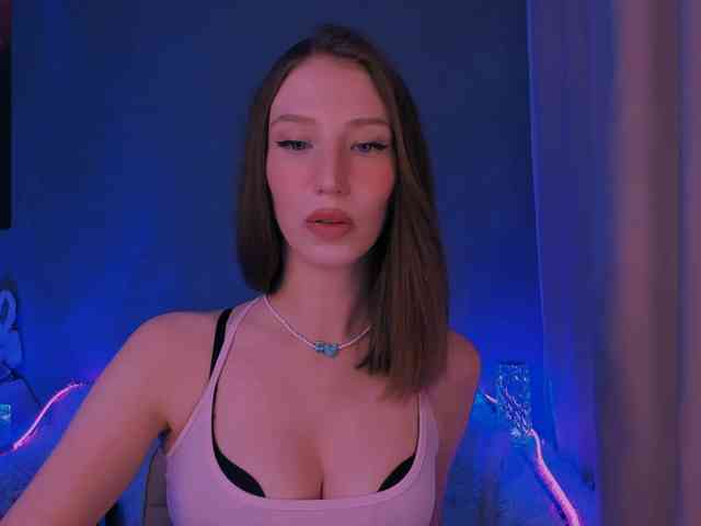 ellaamber webcam