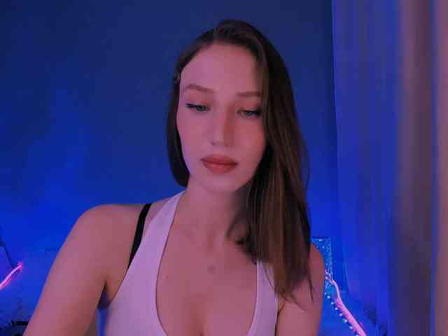 ellaamber webcam