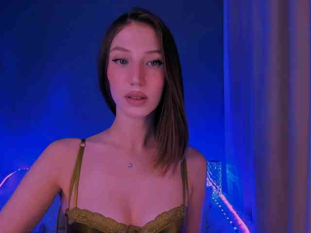 ellaamber webcam