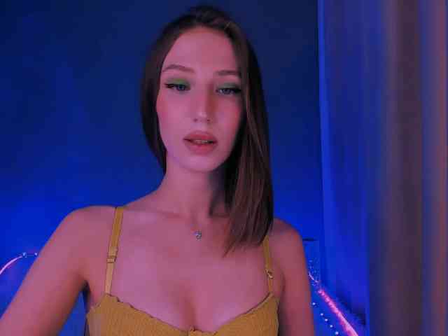 ellaamber webcam