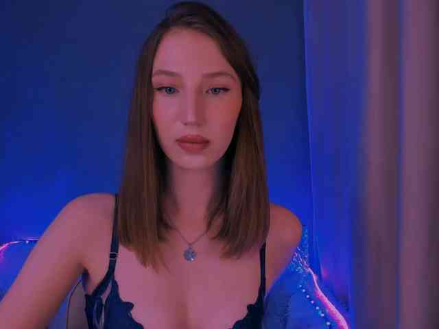 ellaamber webcam