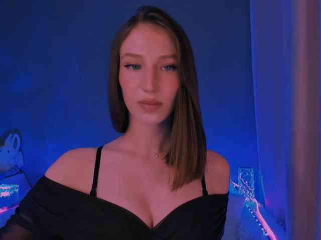 ellaamber ellaamber