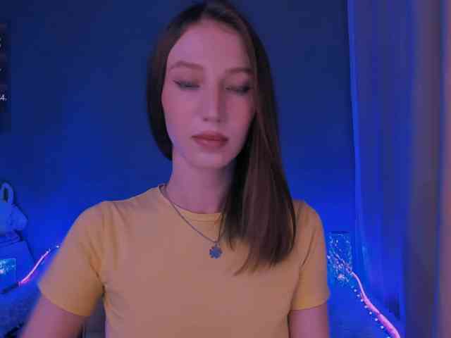 ellaamber webcam