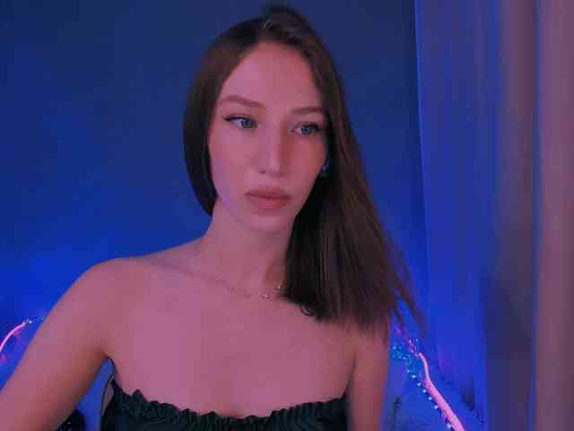 ellaamber webcam