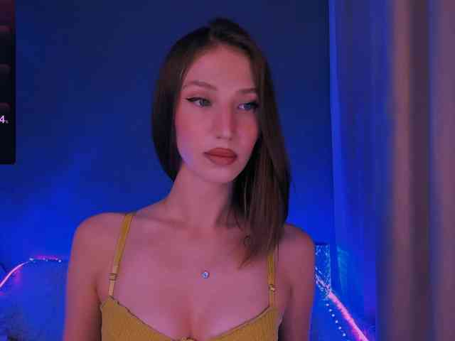 ellaamber webcam