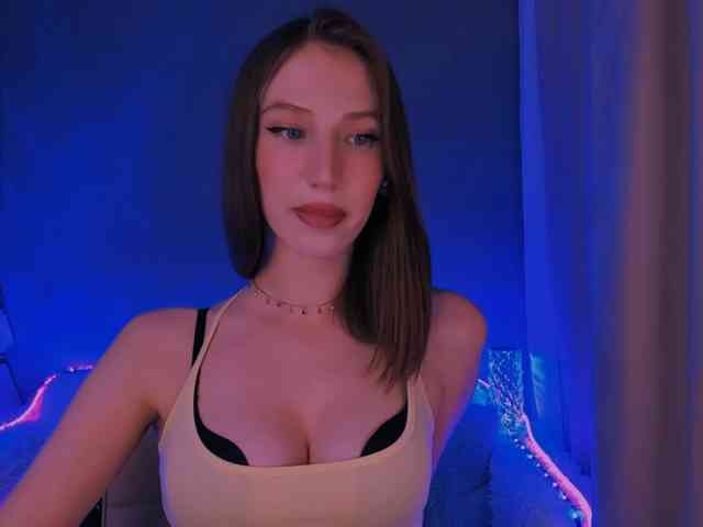 ellaamber webcam
