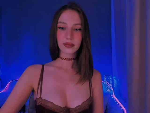 ellaamber webcam
