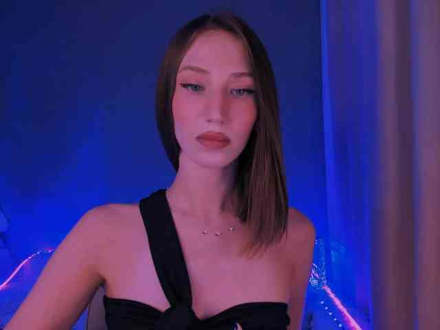 ellaamber webcam
