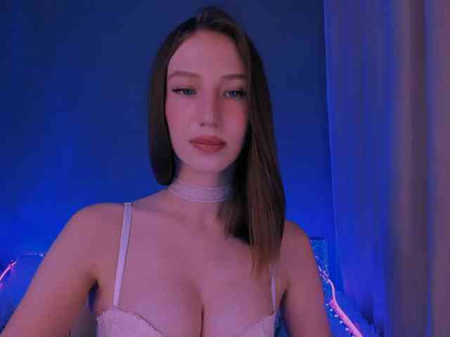 ellaamber webcam