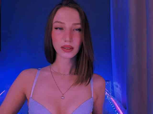 ellaamber webcam
