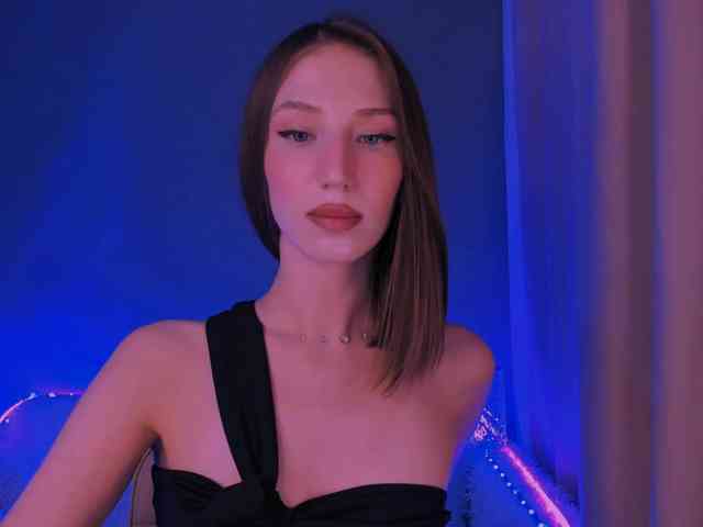 ellaamber webcam