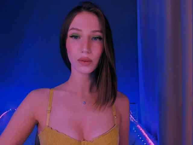 ellaamber webcam