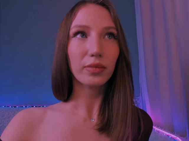 ellaamber webcam