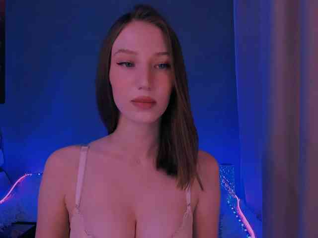 ellaamber webcam