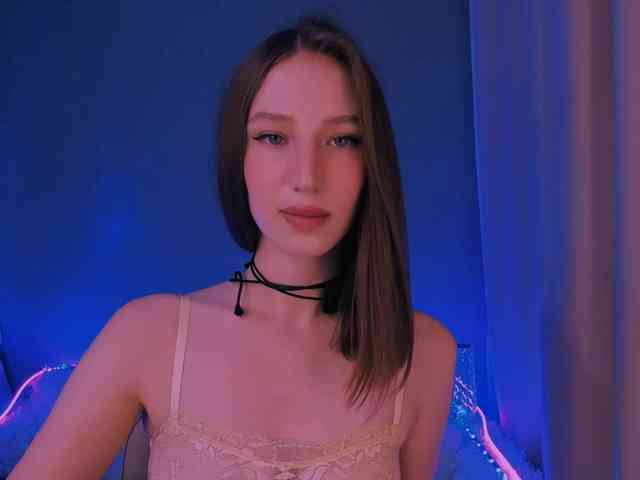 ellaamber webcam