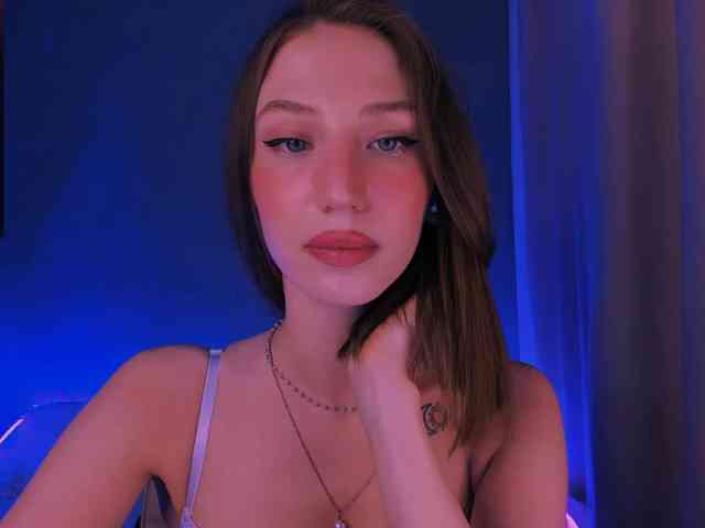 ellaamber webcam