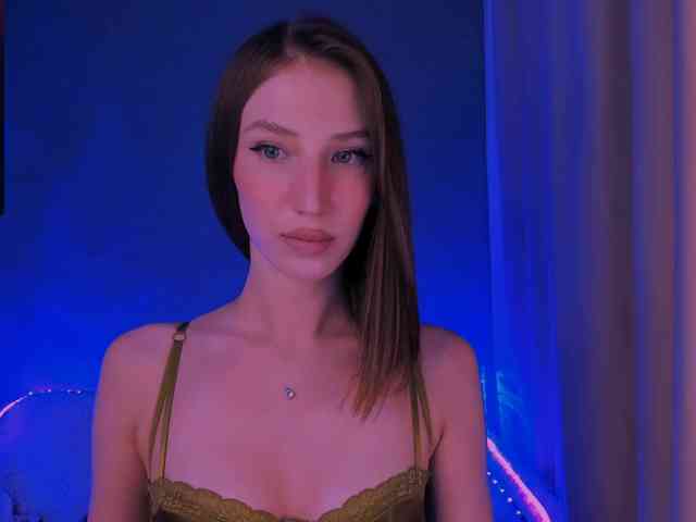 ellaamber webcam