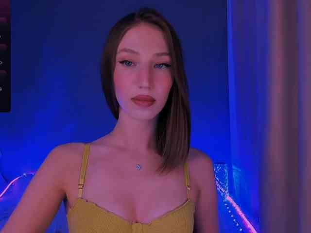 ellaamber webcam
