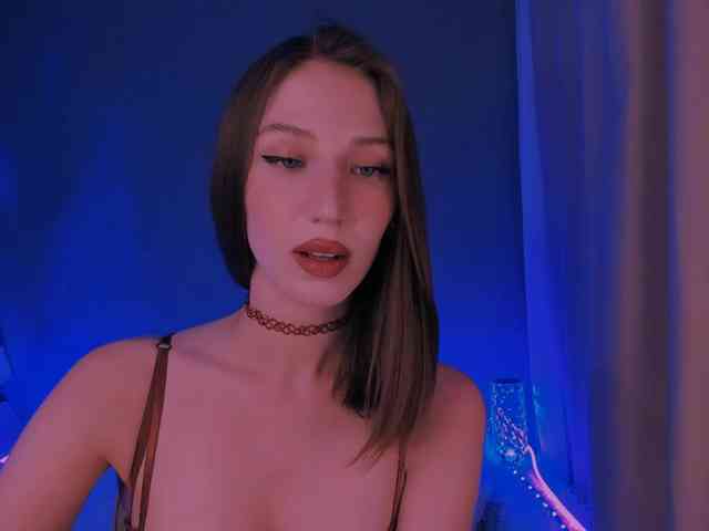 ellaamber webcam