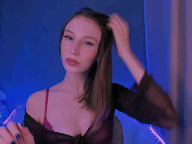 ellaamber webcam