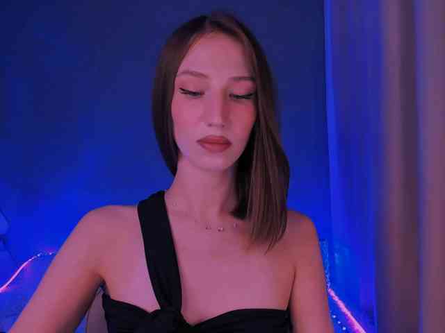 ellaamber webcam