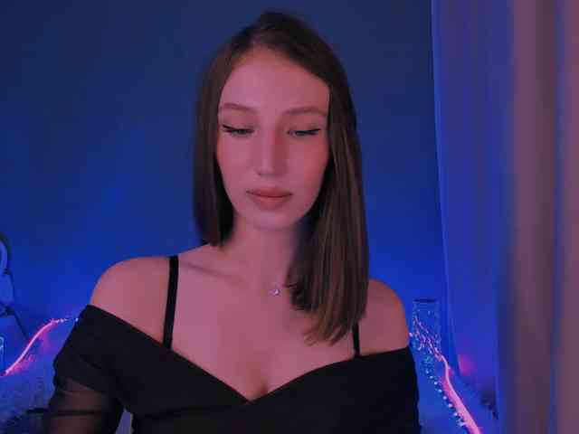 ellaamber webcam