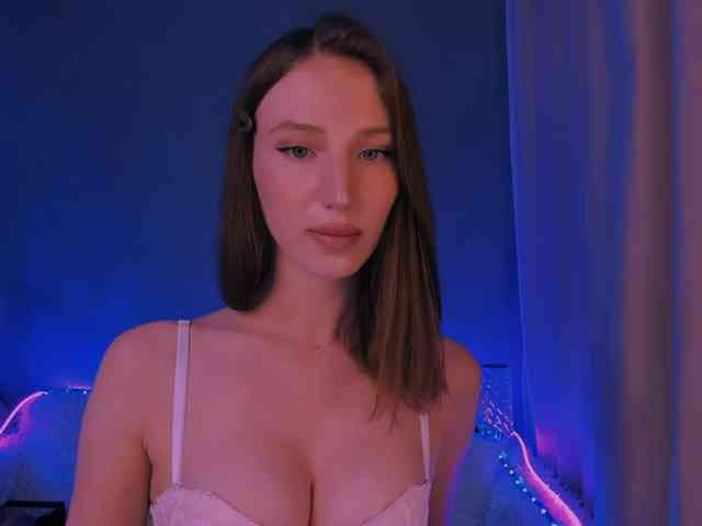 ellaamber webcam