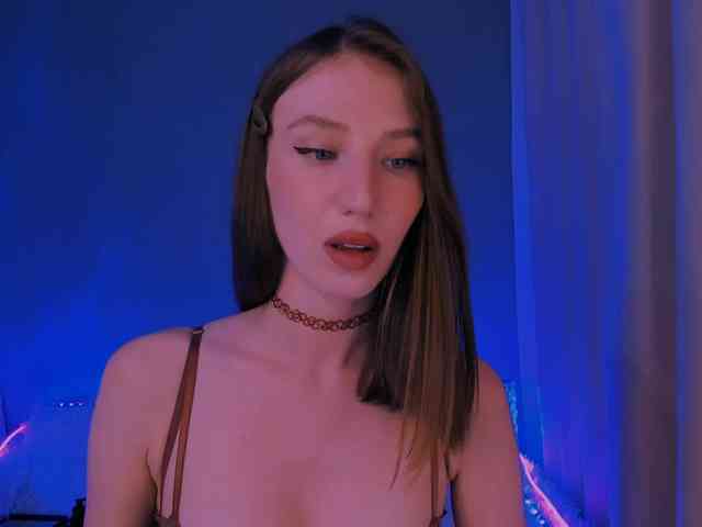 ellaamber webcam