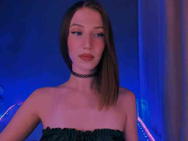 ellaamber webcam