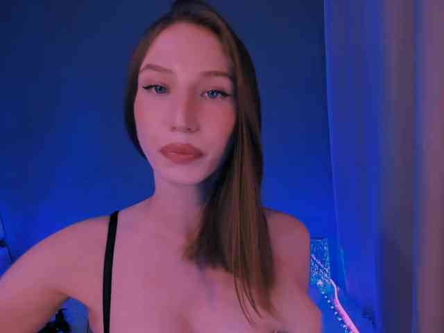 ellaamber webcam