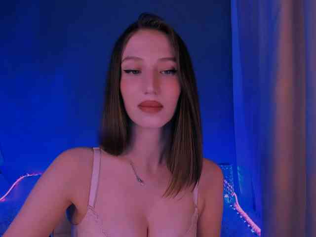 ellaamber webcam
