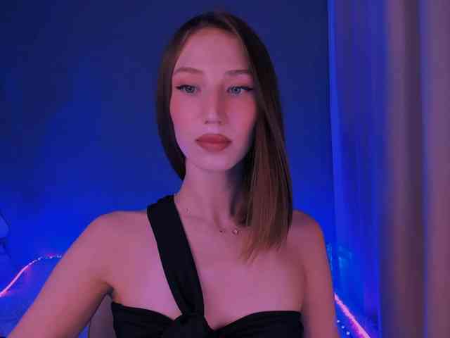 ellaamber webcam