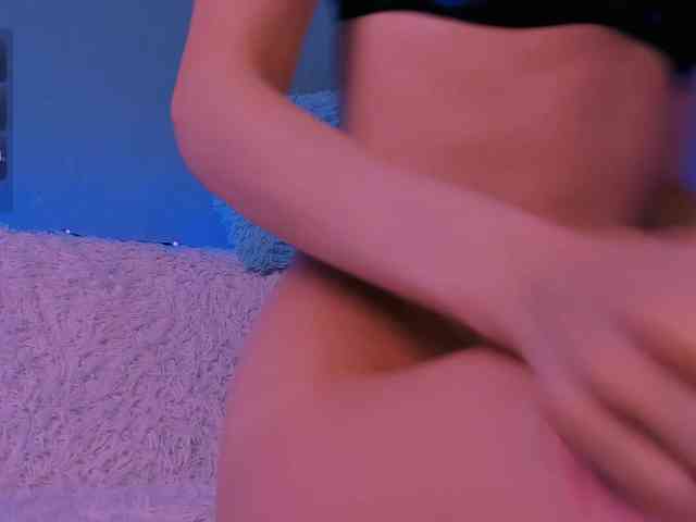 ellaamber webcam