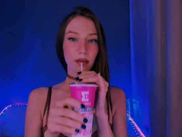 ellaamber webcam