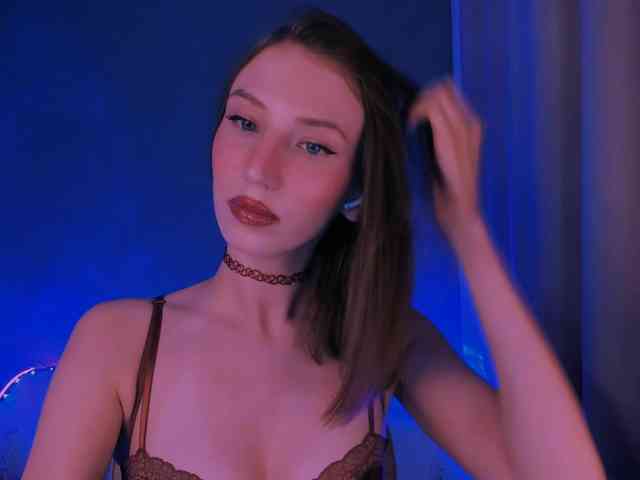 ellaamber webcam