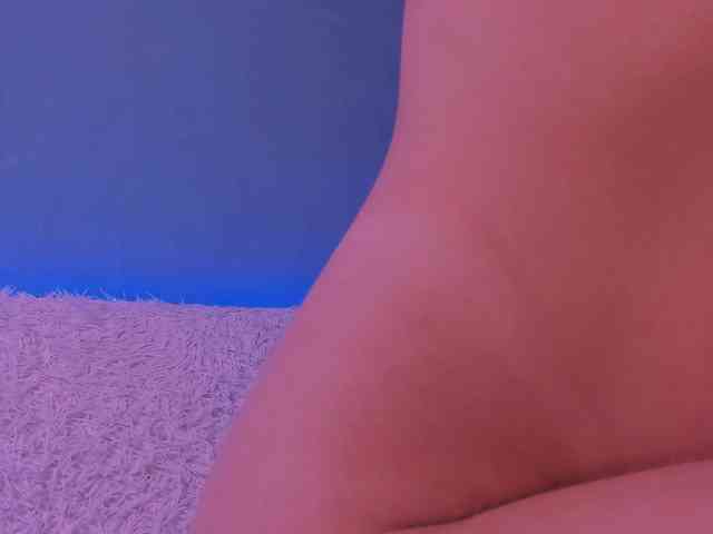 ellaamber webcam