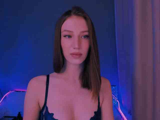 ellaamber webcam