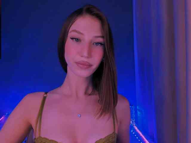 Model: ellaamber