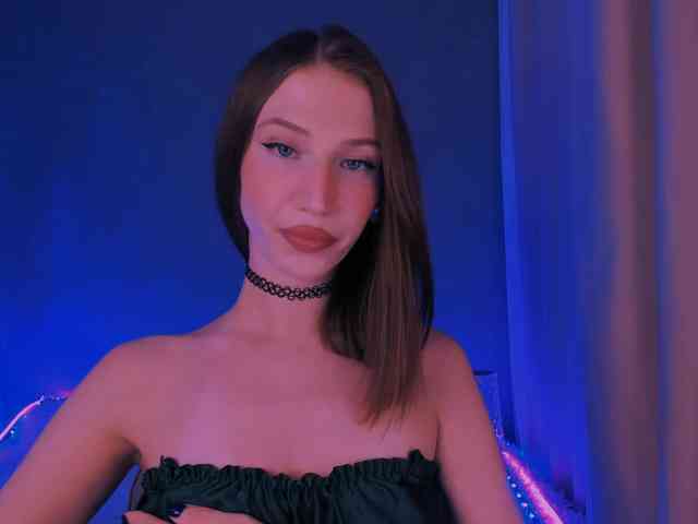 ellaamber webcam