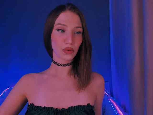 ellaamber webcam