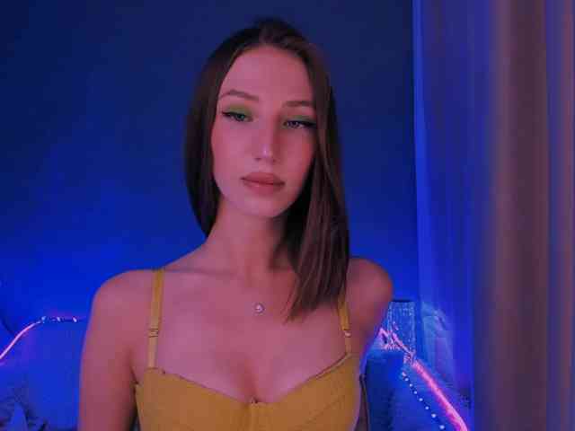ellaamber webcam