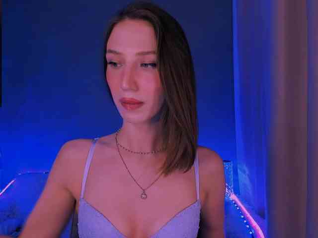 ellaamber webcam