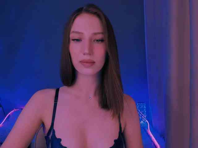 ellaamber webcam