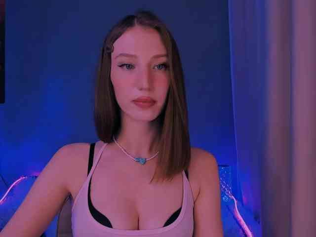 ellaamber webcam