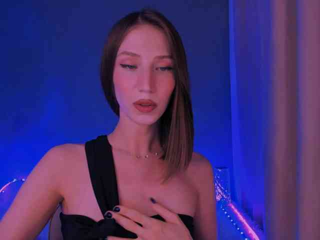 ellaamber webcam