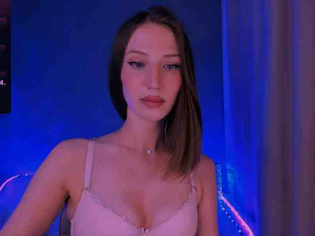 ellaamber webcam
